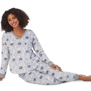 NWT! Cuddl Duds Women's Pajama Set in Light Gray with Cute Sheep Print